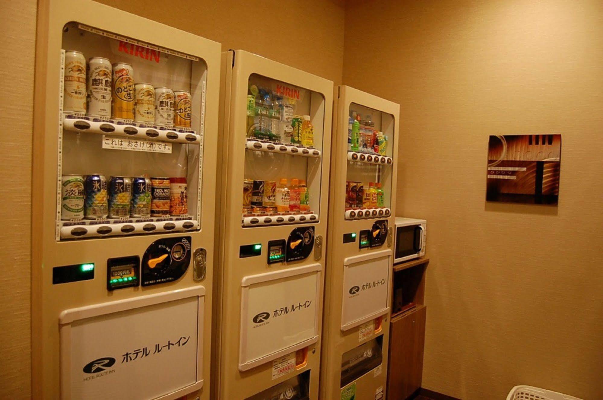 Hotel Route-Inn Toyama Ekimae מראה חיצוני תמונה